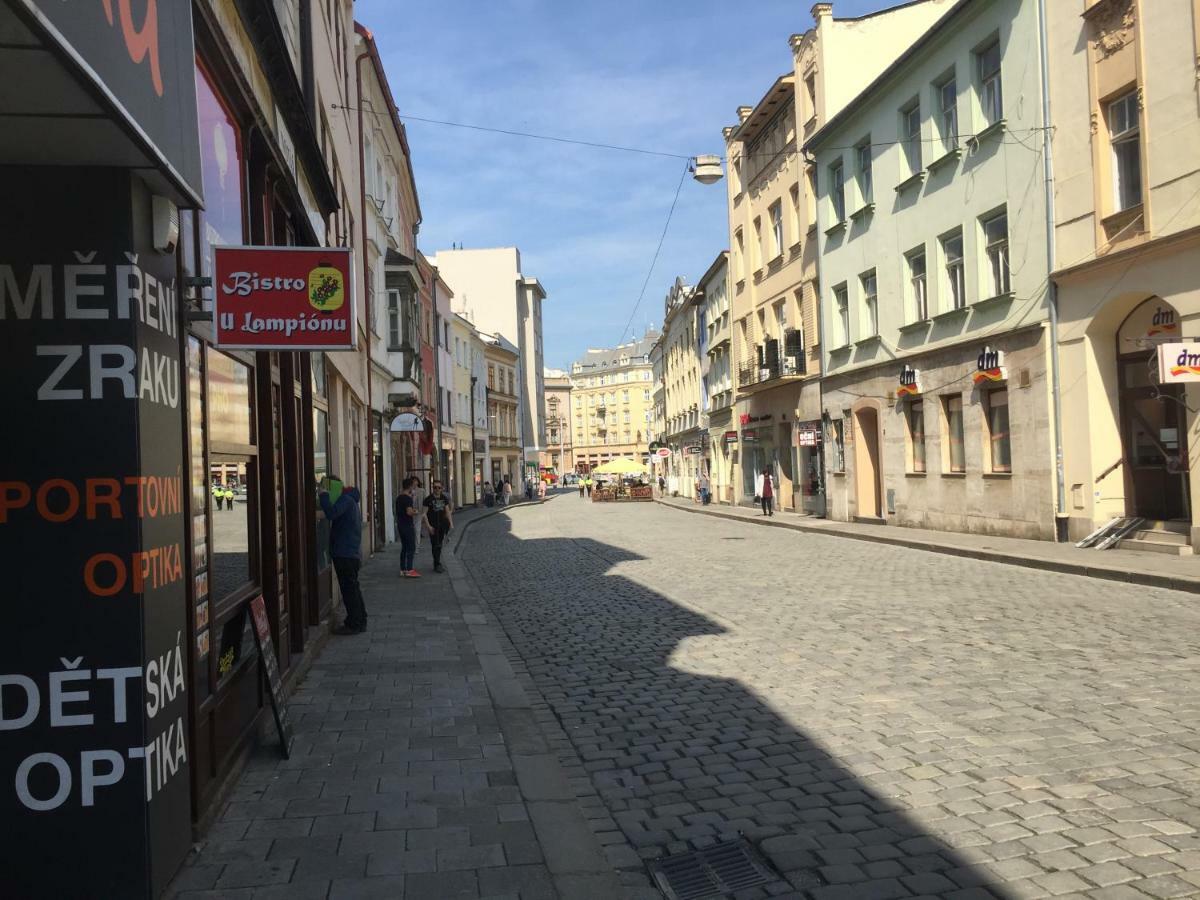 Old Town Apartments R11 Оломоуц Экстерьер фото