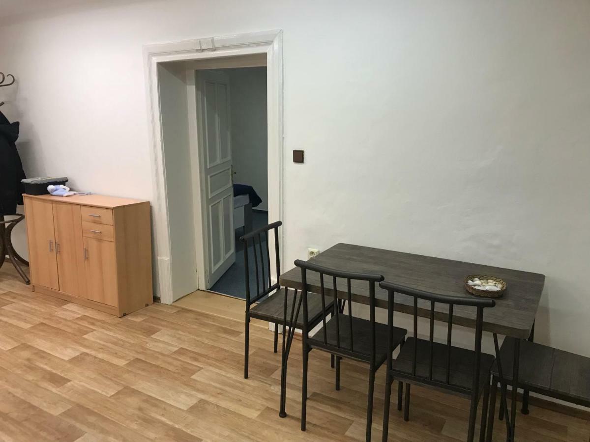 Old Town Apartments R11 Оломоуц Экстерьер фото